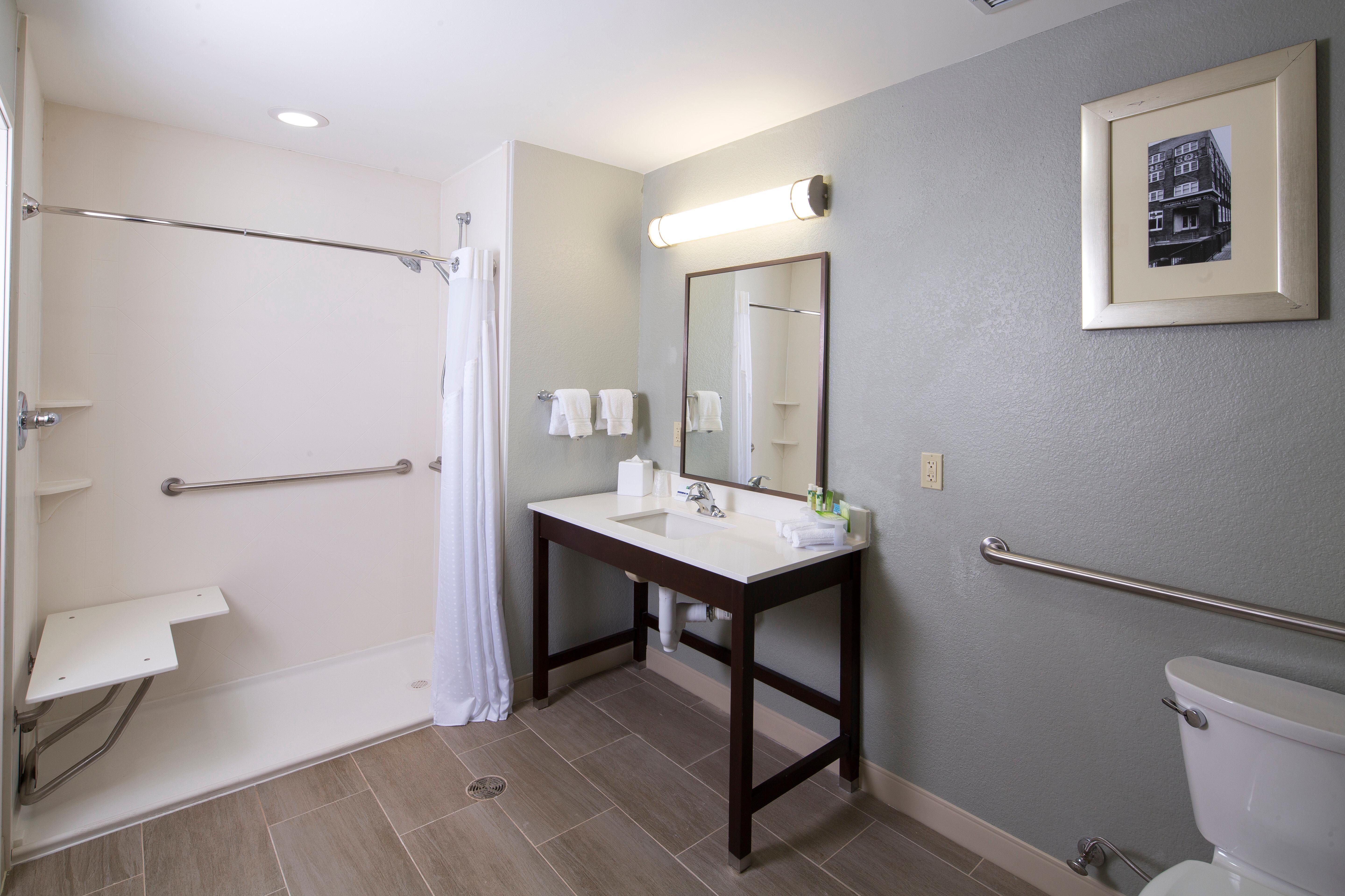 Holiday Inn Express & Suites Oklahoma City Downtown - Bricktown By Ihg Eksteriør bilde