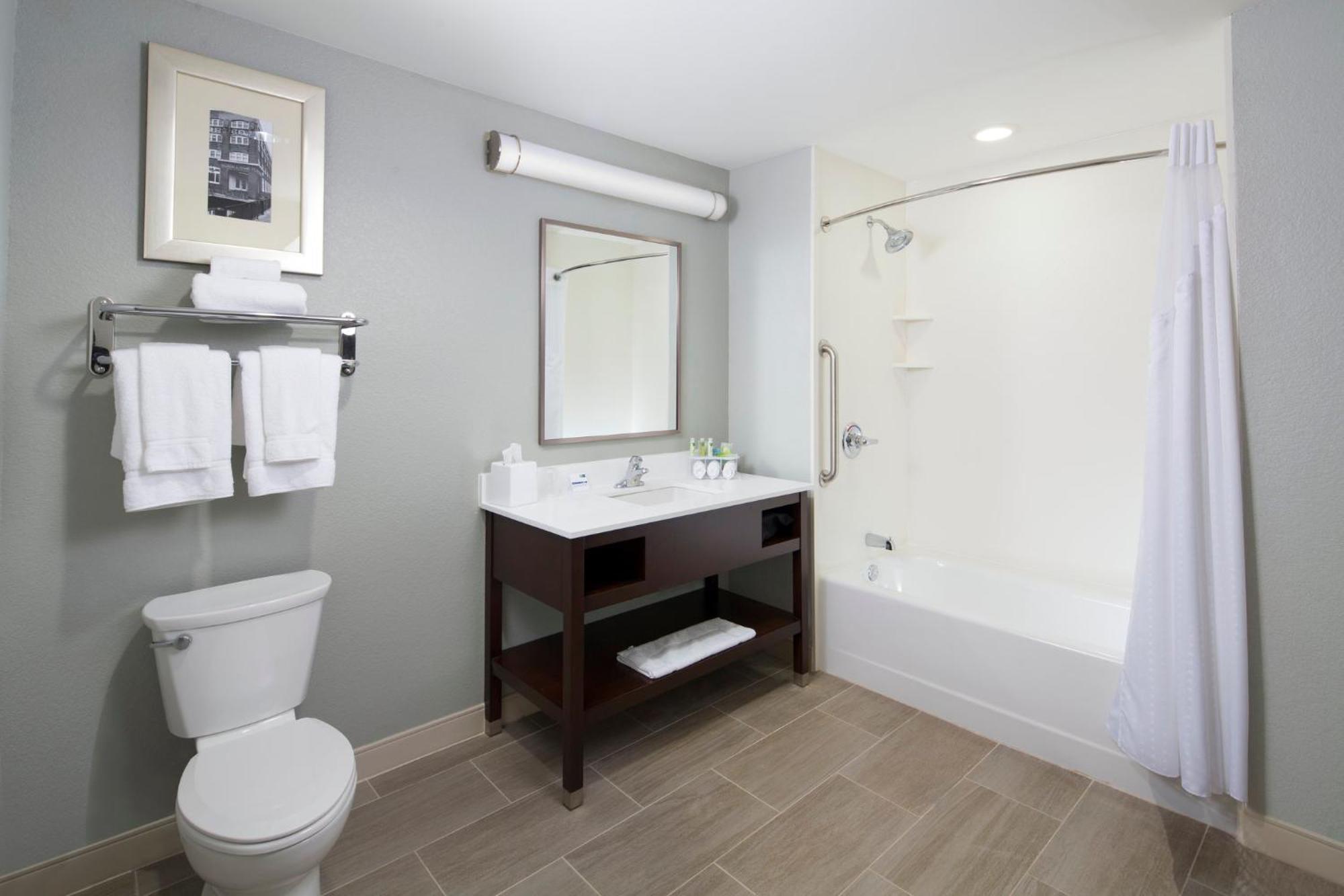 Holiday Inn Express & Suites Oklahoma City Downtown - Bricktown By Ihg Eksteriør bilde